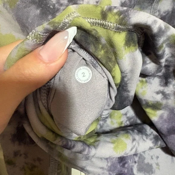 lululemon athletica Tie-Dye Align Leggings - Gray and Green - Picture 3 of 3